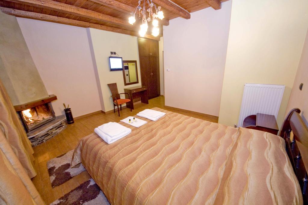 Guesthouse Toitos Παλαιός Άγιος Αθανάσιος Δωμάτιο φωτογραφία
