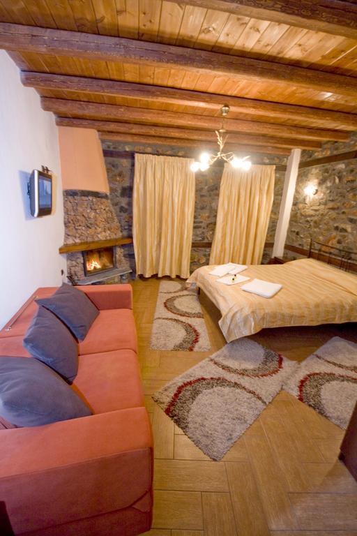 Guesthouse Toitos Παλαιός Άγιος Αθανάσιος Δωμάτιο φωτογραφία